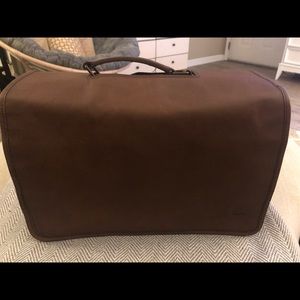 Buffalo Jackson leather bag